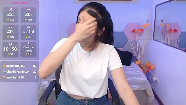 Lana Pearce online show from March 21, 2025, 6:29 pm