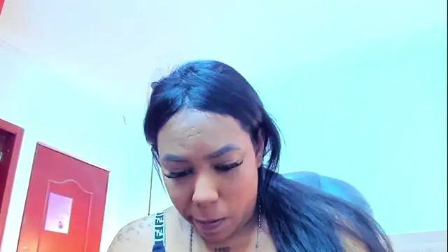 emma purple  online show from September 8, 2025, 5:34 pm