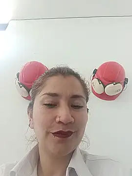 Cielo carpentier69 online show from July 27, 2026, 2:46 pm