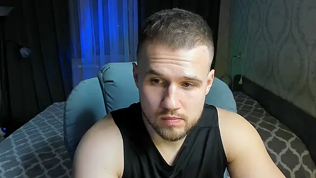 Snapshot of Vladik_b chatting on February 26, 2025, 5:39 pm Vladik b online show from February 26, 2025, 5:39 pm