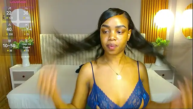 Snapshot of TianaSky chatting on March 14, 2025, 8:38 pm TianaSky online show from March 14, 2025, 8:38 pm