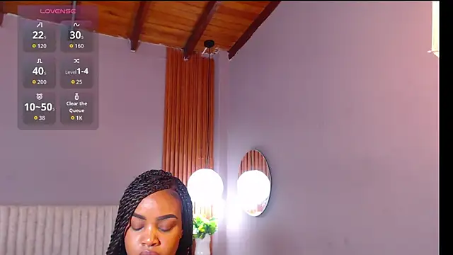 Snapshot of TianaSky chatting on September 11, 2025, 9:04 pm TianaSky online show from September 11, 2025, 9:04 pm