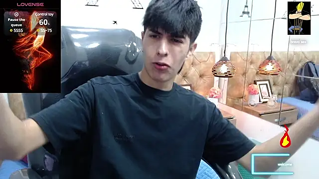 Snapshot of Estiv18_ chatting on March 4, 2025, 2:49 am Estiv18 online show from March 4, 2025, 2:49 am