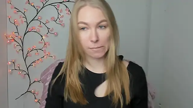 Dana flowers online show from December 22, 2025, 6:10 am