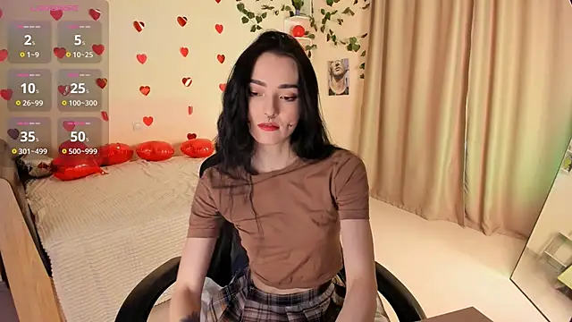 Bella  Faith online show from February 17, 2025, 5:14 am