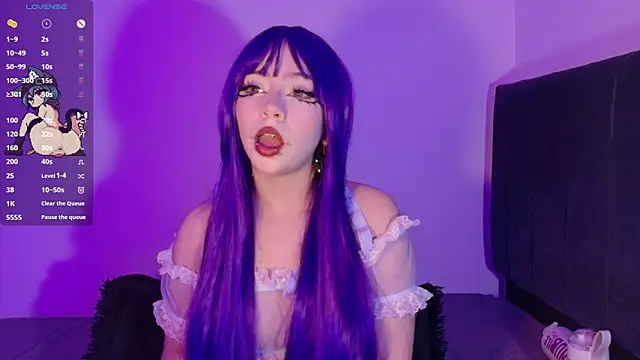 Snapshot of purplelilith3 chatting on August 6, 2026, 2:46 am purplelilith3 online show from August 6, 2026, 2:46 am