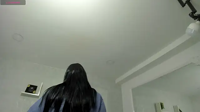 EmiliaRose  online show from January 13, 2026, 8:47 pm