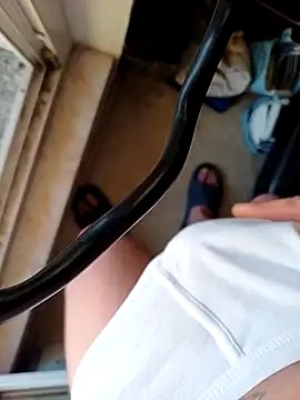 flo000031 online show from February 27, 2026, 4:07 pm