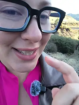 Mona Plus online show from November 16, 2025, 8:09 am