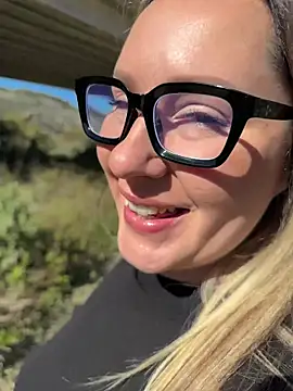 Mona Plus online show from March 17, 2026, 9:56 am