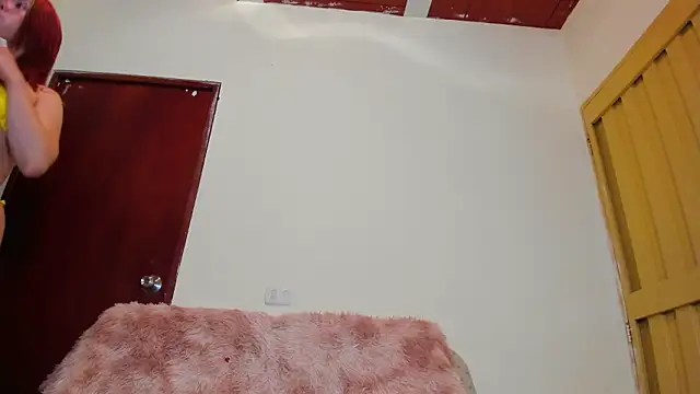 Snapshot of Melon-000 chatting on February 9, 2026, 8:35 pm Melon-000 online show from February 9, 2026, 8:35 pm