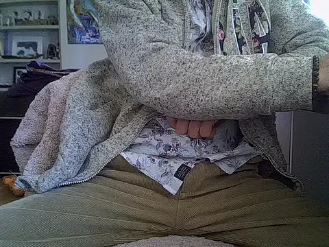 createur34 online show from March 17, 2026, 4:10 pm