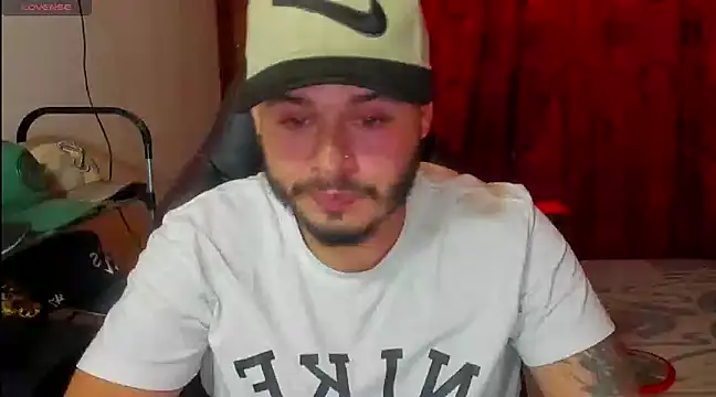 ragnar lothbrok777 online show from March 11, 2025, 1:48 am