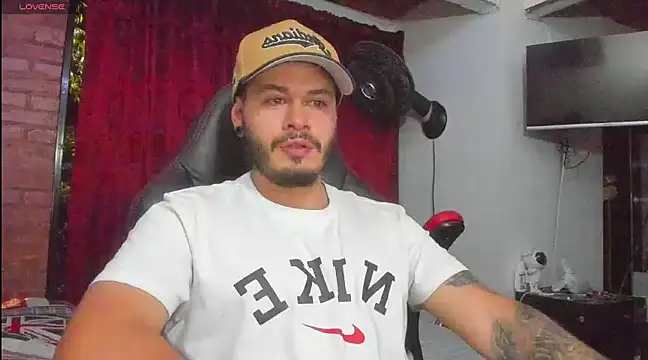 ragnar lothbrok777 online show from March 21, 2025, 2:50 am