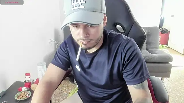 ragnar lothbrok777 online show from October 3, 2025, 8:06 pm