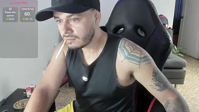 ragnar lothbrok777 online show from October 7, 2025, 7:11 pm