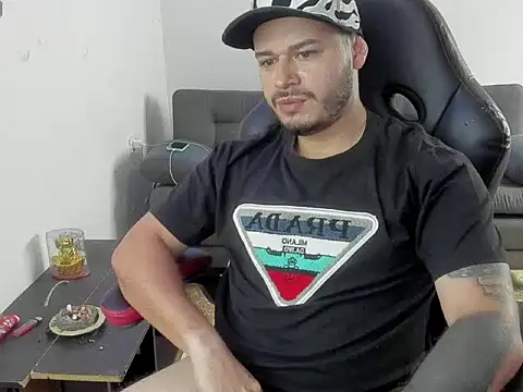 ragnar lothbrok777 online show from April 17, 2026, 5:05 pm