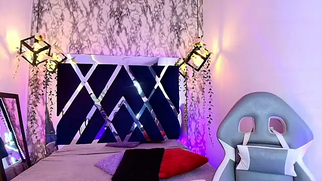 Snapshot of charlotte_bluee chatting on May 30, 2026, 6:49 pm charlotte bluee online show from May 30, 2026, 6:49 pm