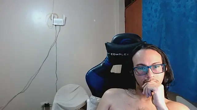 cholitohermoso online show from March 2, 2025, 2:30 am