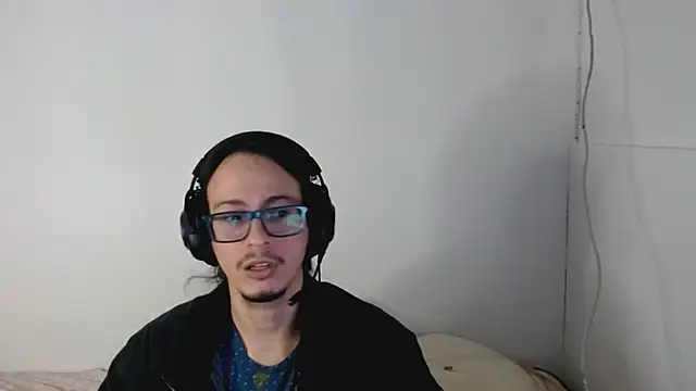 cholitohermoso online show from October 27, 2025, 3:27 pm