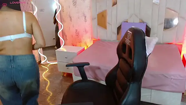 Snapshot of LUDO_KITTY_TAY chatting on September 8, 2025, 7:02 pm LUDO KITTY TAY online show from September 8, 2025, 7:02 pm