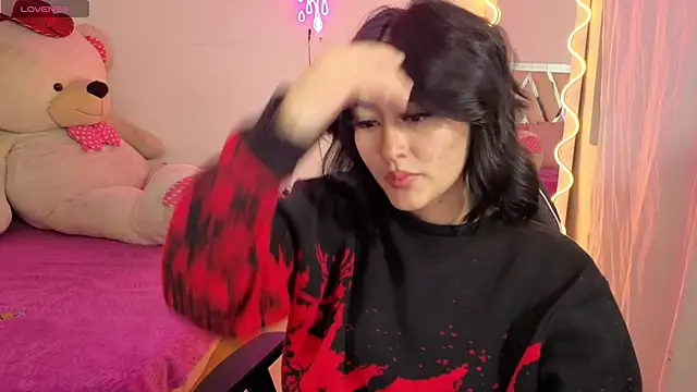 Snapshot of LUDO_KITTY_TAY chatting on October 7, 2025, 3:36 am LUDO KITTY TAY online show from October 7, 2025, 3:36 am