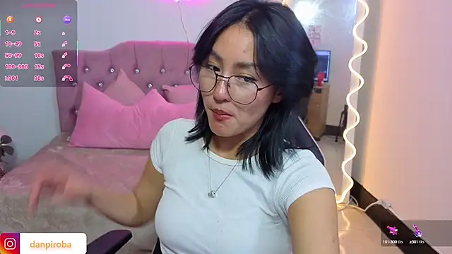 Snapshot of LUDO_KITTY_TAY chatting on October 11, 2025, 3:28 am LUDO KITTY TAY online show from October 11, 2025, 3:28 am