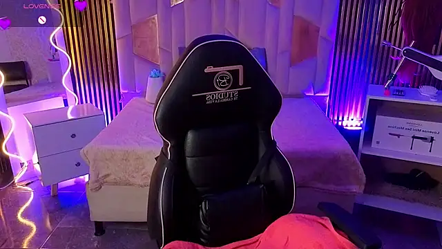 kristen tay online show from March 14, 2026, 3:23 am