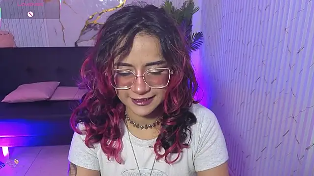 kristen tay online show from April 19, 2026, 3:17 am