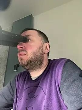 Snapshot of DorianJeday chatting on February 18, 2026, 8:43 am DorianJeday online show from February 18, 2026, 8:43 am