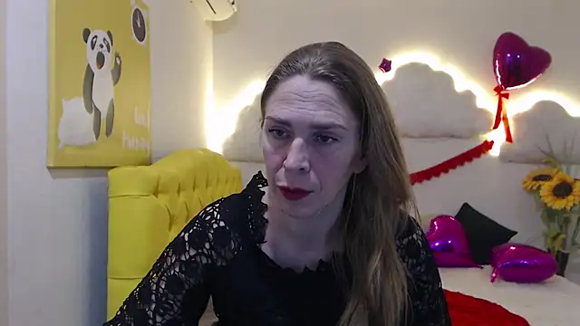 Snapshot of TessaDaybreak chatting on March 3, 2025, 1:31 pm TessaDaybreak online show from March 3, 2025, 1:31 pm