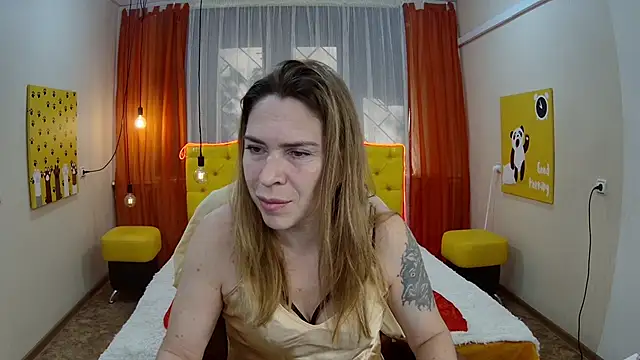 Snapshot of TessaDaybreak chatting on November 14, 2025, 8:13 am TessaDaybreak online show from November 14, 2025, 8:13 am