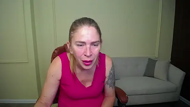TessaDaybreak online show from July 24, 2026, 6:44 am