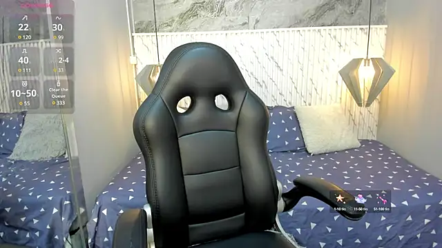 lucelly 15 online show from February 14, 2025, 2:33 pm