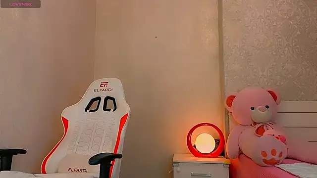 Demonic Angel  online show from July 8, 2026, 4:55 pm