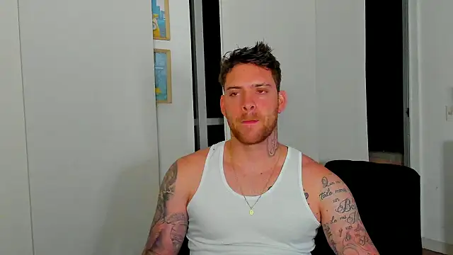 Snapshot of arnold_bekam chatting on October 4, 2025, 12:41 am arnold bekam online show from October 4, 2025, 12:41 am