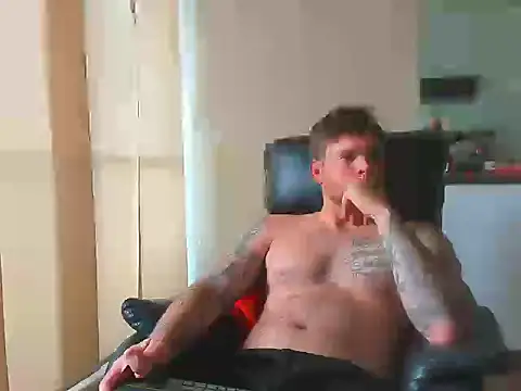 Snapshot of arnold_bekam chatting on April 16, 2026, 9:39 pm arnold bekam online show from April 16, 2026, 9:39 pm