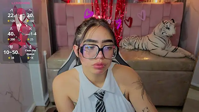 Snapshot of Anni_acker_b chatting on February 14, 2026, 12:46 pm Anni acker b online show from February 14, 2026, 12:46 pm