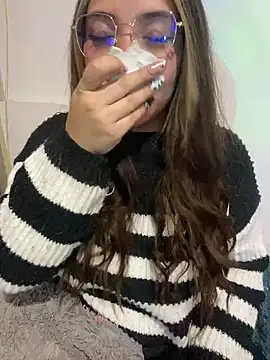  ivyginger online show from November 20, 2025, 3:28 am