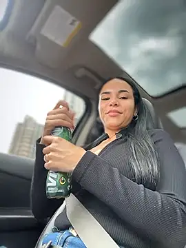 Naatalia online show from January 10, 2026, 8:10 pm