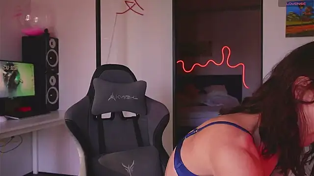 Limy Sweet online show from February 23, 2026, 8:44 am