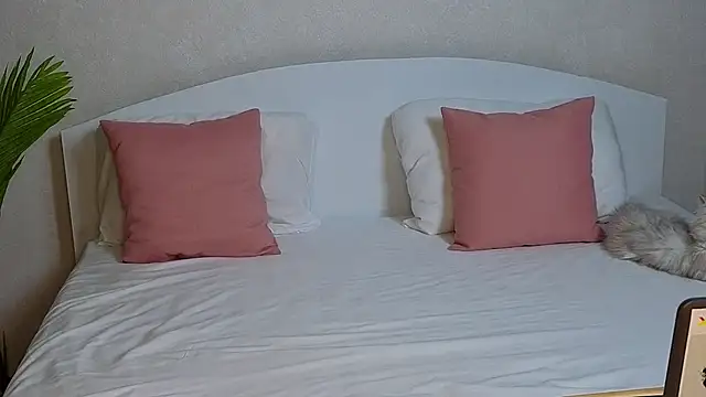 VictoriaPass online show from September 17, 2025, 7:48 pm