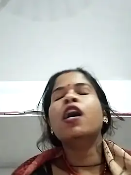 MEENA ROY online show from February 13, 2025, 7:21 pm