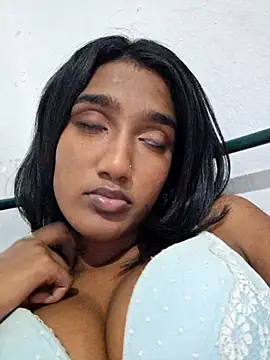 indianpink lips online show from March 20, 2025, 7:58 am