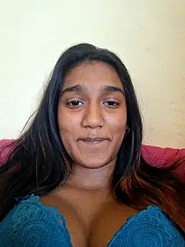 indianpink lips online show from September 23, 2025, 11:13 am