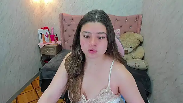 Snapshot of Lianngrace chatting on June 2, 2026, 2:19 pm Lianngrace online show from June 2, 2026, 2:19 pm
