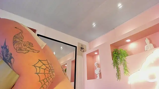 Snapshot of SabrinaWalker chatting on March 12, 2025, 6:22 pm SabrinaWalker online show from March 12, 2025, 6:22 pm