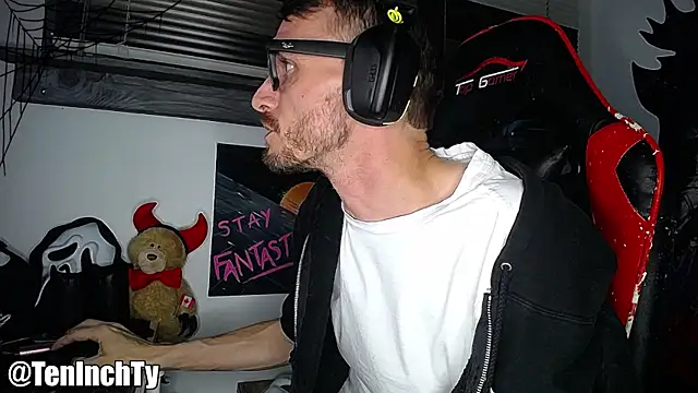 teninchty online show from October 24, 2025, 4:09 am