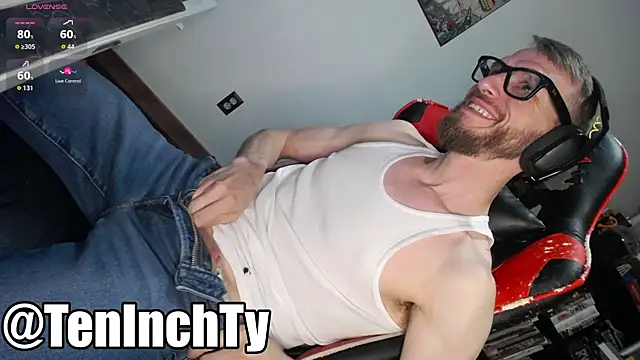 Snapshot of teninchty chatting on May 12, 2026, 3:31 pm teninchty online show from May 12, 2026, 3:31 pm