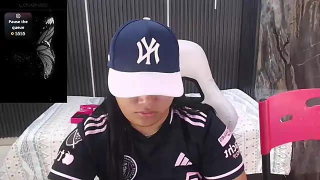 melany rouse18 online show from July 28, 2026, 7:39 pm